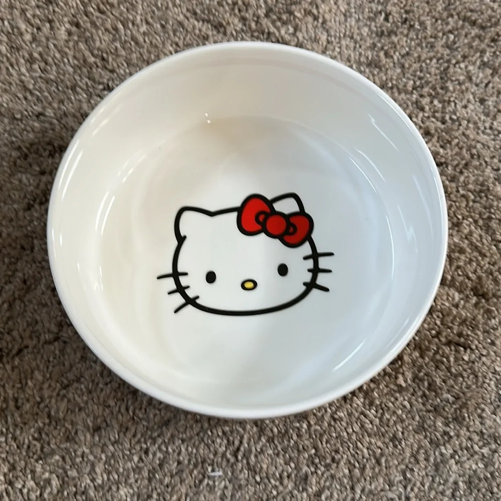 Hello Kitty Pet Bowl